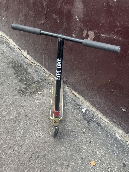 Самокат трюковий