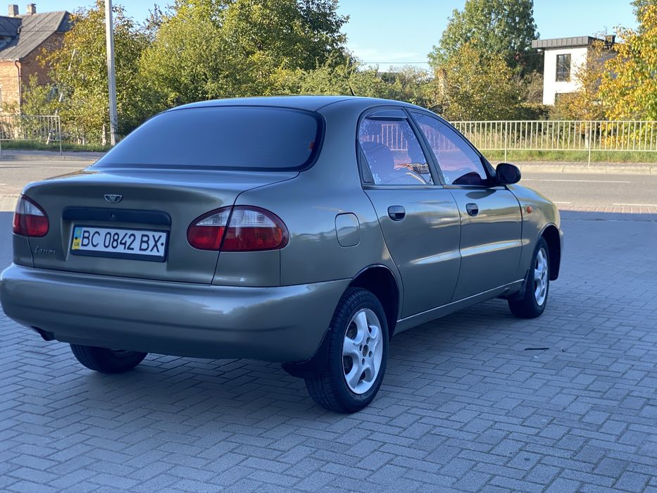 Продам  хорошу автівку в гаронму стані