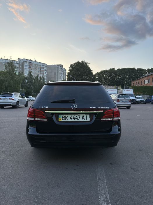 Продається  Mercedes w212 rest