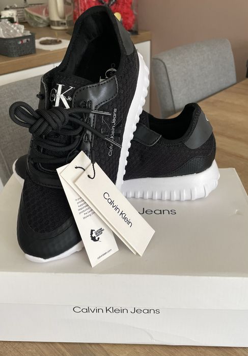 Nowe buty Calvin Klein