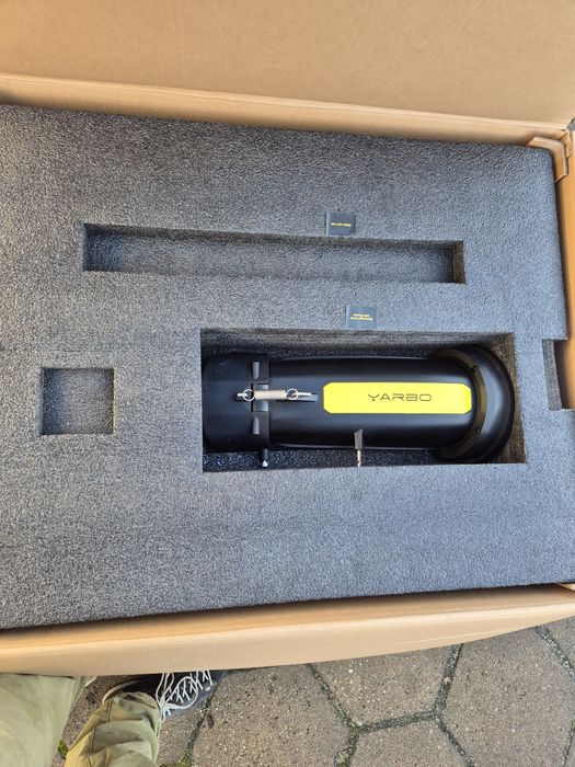 Robot koszący odśnieżający na gąsienica Nawigacja GPS RTK 25000 m2