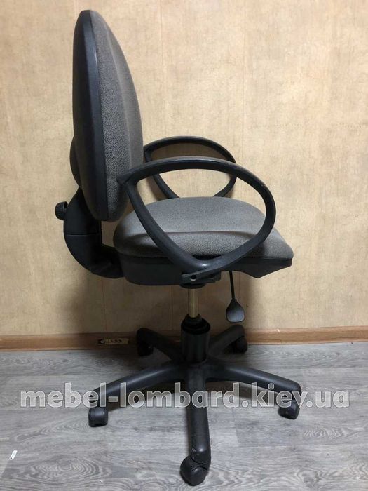 Кресло офисное № 6 "Престиж" бу 19 шт