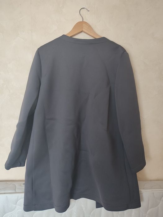 Гарний жіночий піджак