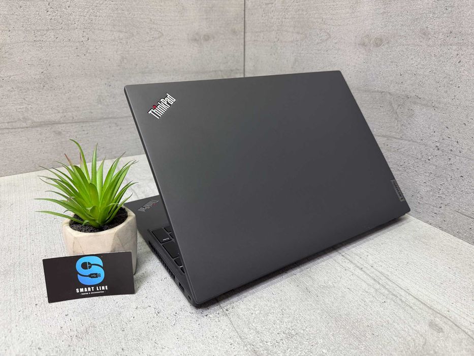 Ryzen 7/16"/512gb ssd/16gb ddr5/Стильний ноутбук Lenovo P16s gen1