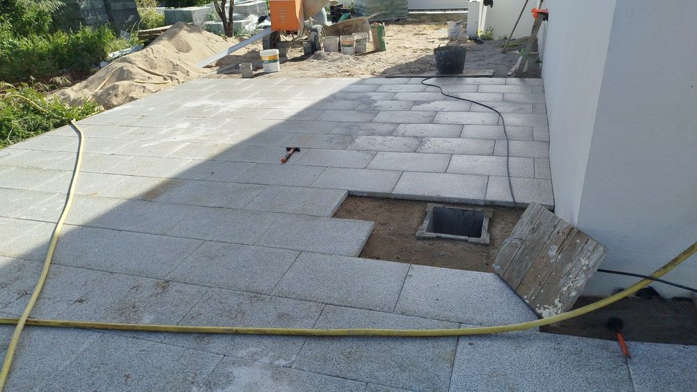 Acabamentos em geral, alvenaria, etc...