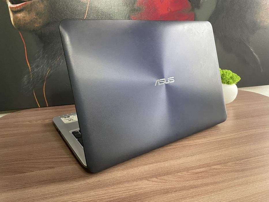 Игровой ноутбук Asus/FHD/i7-6500/8GB/500 SSD/GeForce GT920mx 2GB Идеал