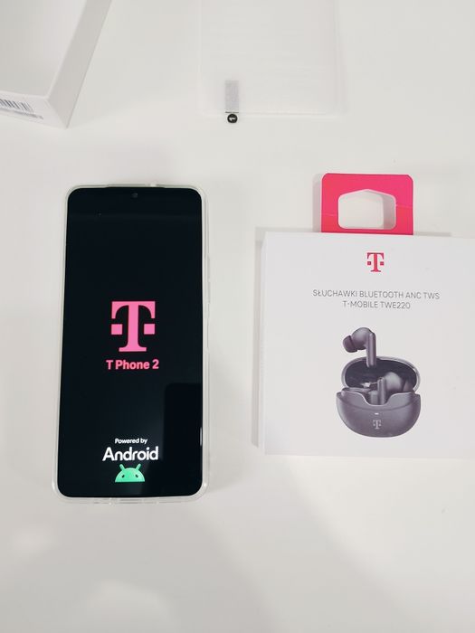 Smartfon T phone 2 NOWY + słuchawki