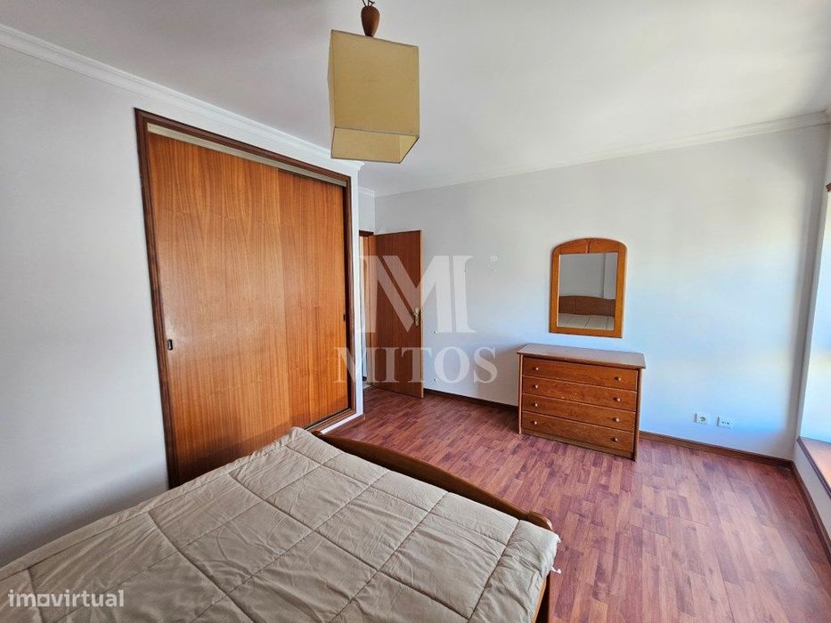 Apartamento T4 mobilado - Darque