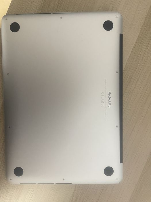 Apple MacBook Pro 13” 2015