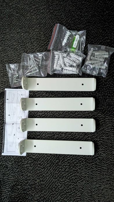 solidne metalowe uchwyty na półkę ścienna