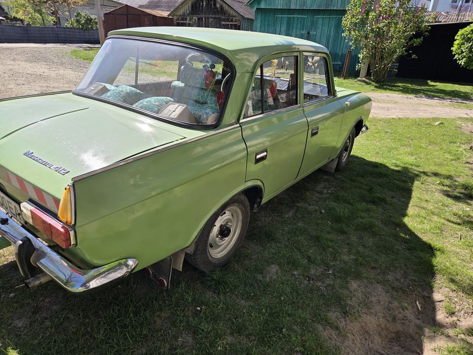 Автомобіль Москвич ИЖ 412