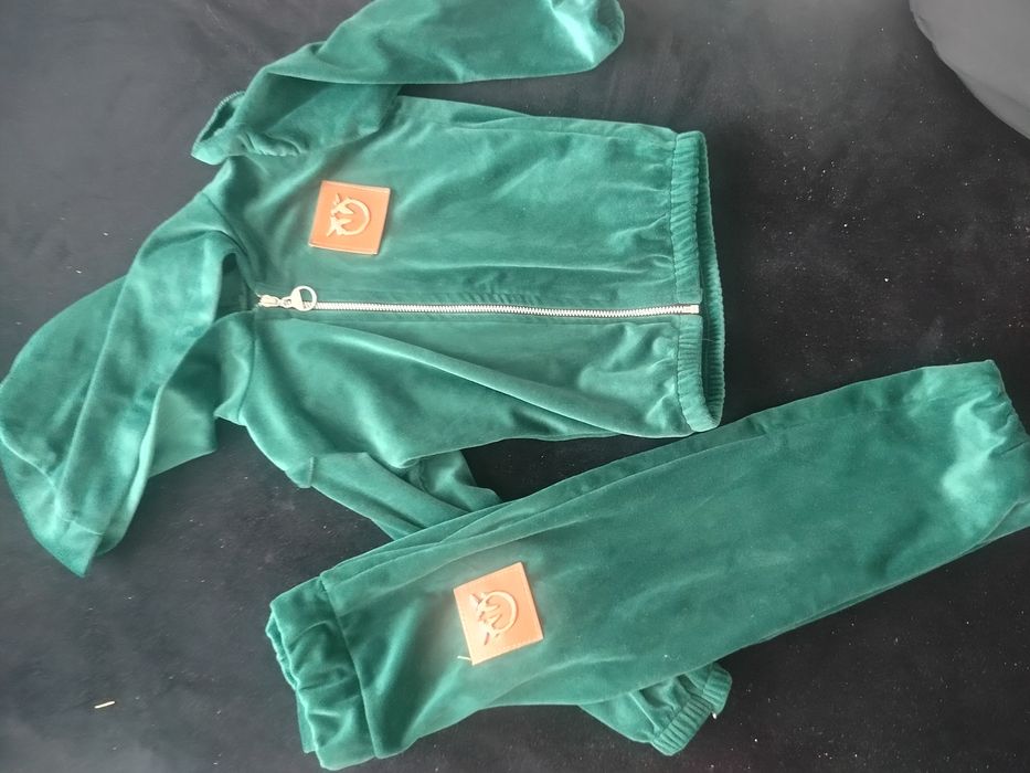 Worek ubrań dziewczynka