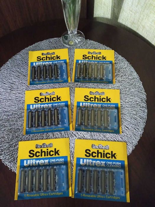 Новые кассеты марки "Schick Ultrex" для бритья 2 шт. (10шт) 140 грн.