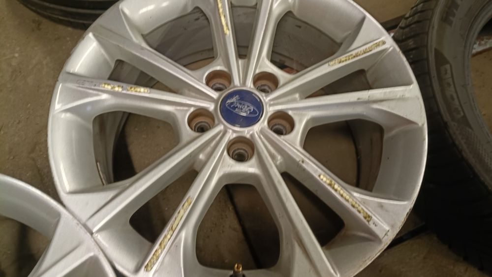 5x108  17 Felgi aluminiowe ford Volvo oryginał czujniki ciśnienia powietrza