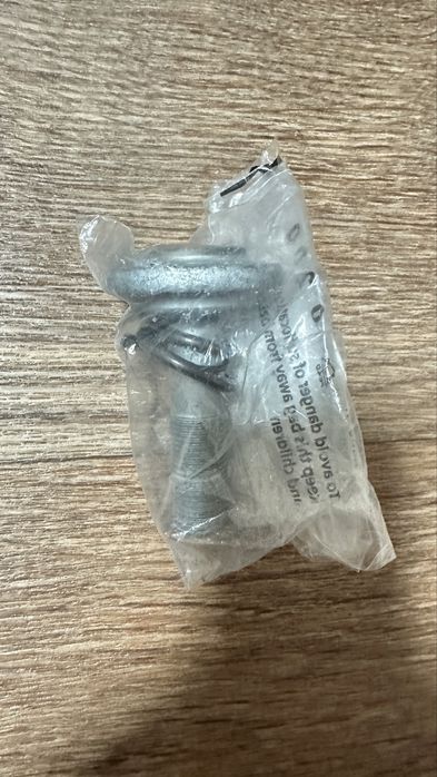 Болт напівосі М16х1,5х66 BMW