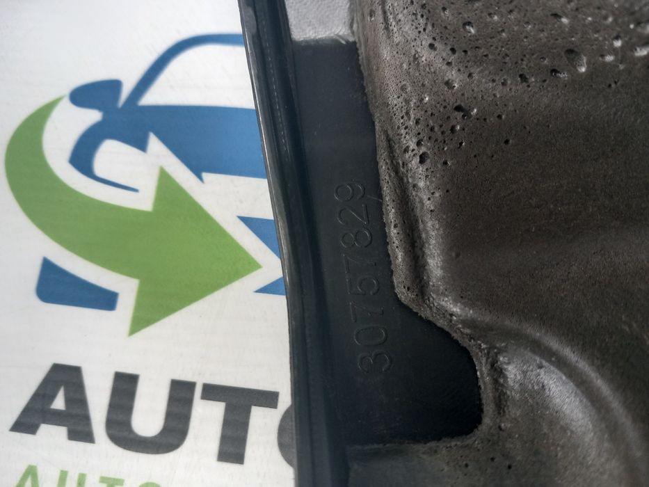 Tampa do motor VOLVO T6