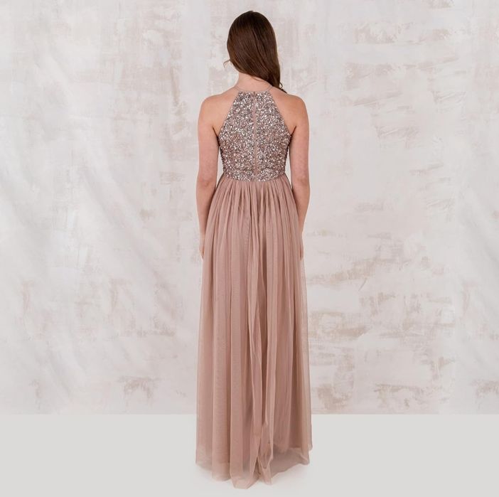 Vestido comprido de lantejoulas