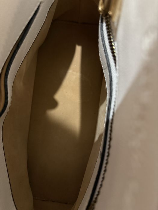 Biała torebka Balenciaga