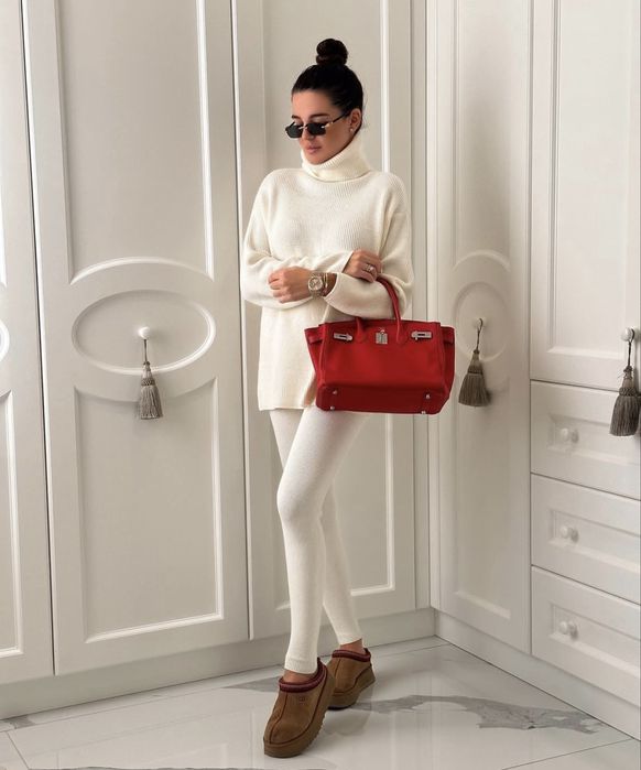 Костюм вязаный новый