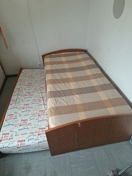 Bicama de solteiro + 2 colchões