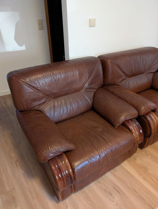 Conjunto sofá 2 lugares + 2 poltronas individuais