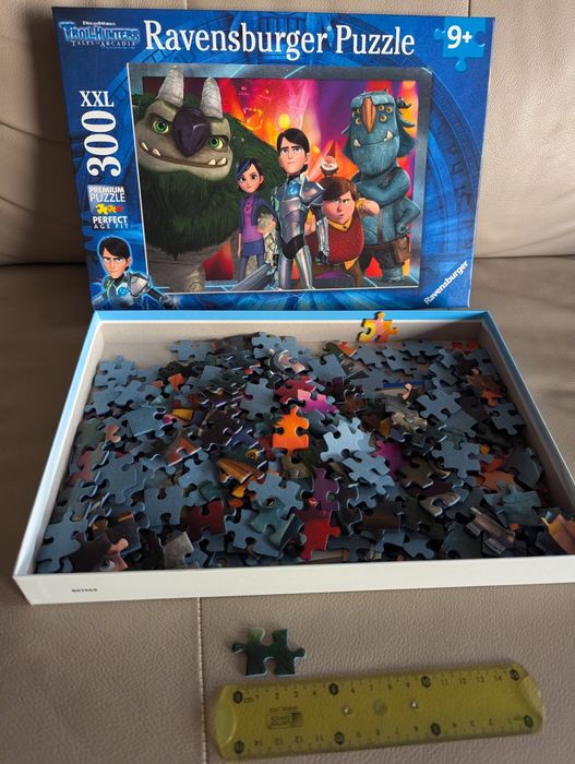 Puzzle 300 peças Caçadores de Trolls - COMO NOVO
