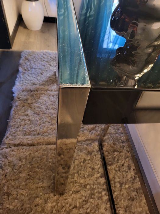 Mesa jantar aço inox com 8 cadeiras em aço inox e pele