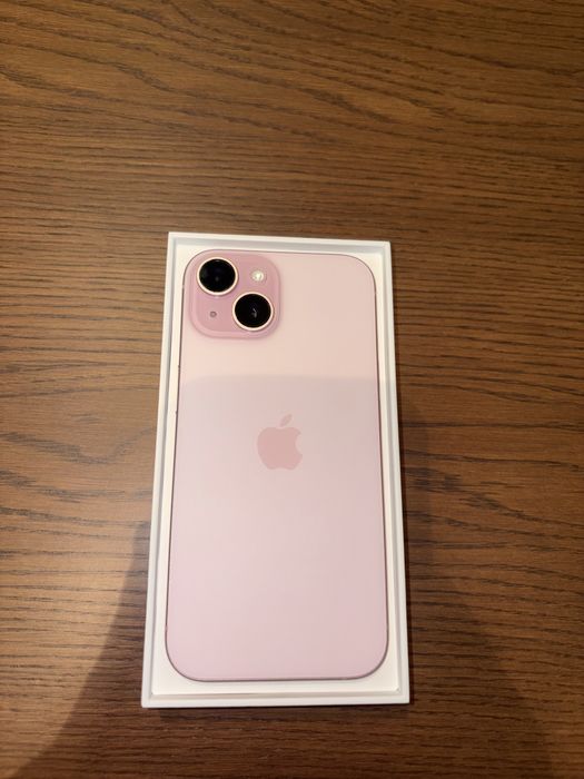 Iphone 15 128gb różowy