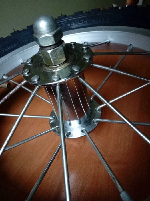 Колесо CST  NYLON  57-203 {12 1\2 * 2 1\4}