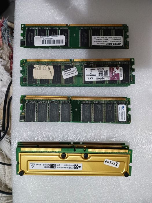 Tudo junto 50€ RAM discos e leitor DVD placa gráfica router  placa de