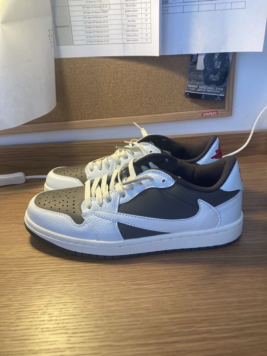 Travis scott jordan 1 low mocha