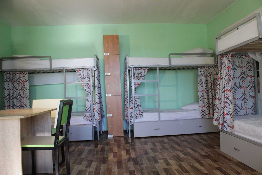 Хостел! Место в комнате на 4 человека! ТЦ Global UA/Троещина!