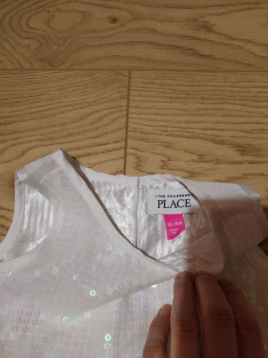 Sukienka z cekinami do chrztu