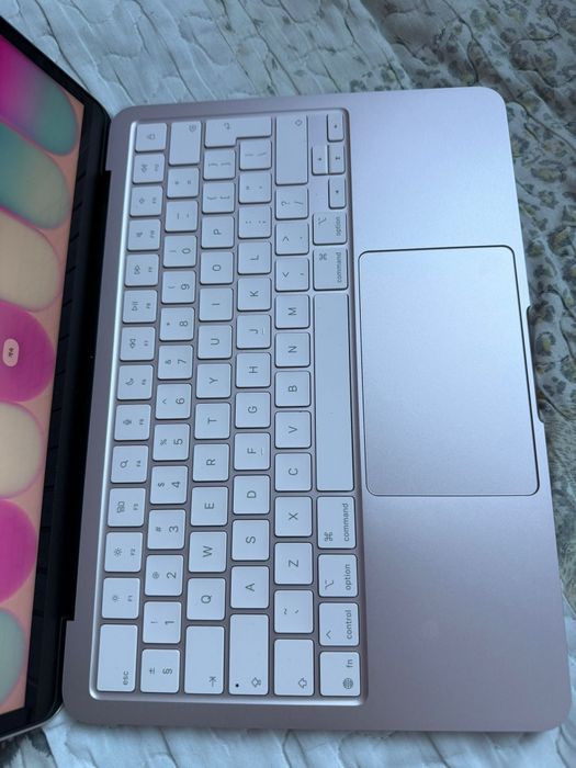 MacBook Neo Apple