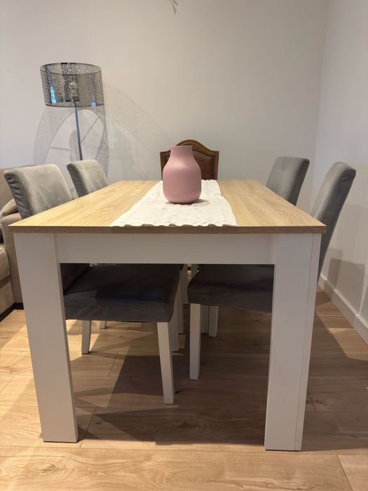 Mesa de Jantar barcelona + 4 cadeiras isabelinho cinzentas