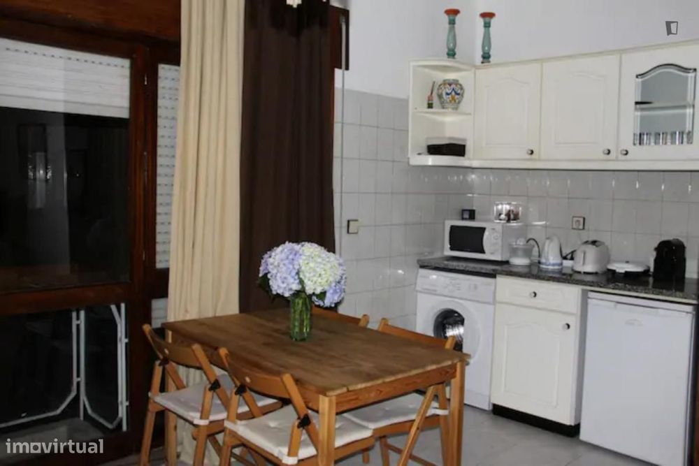Apartamento com 1 quartos - localizado em Ramalde Porto