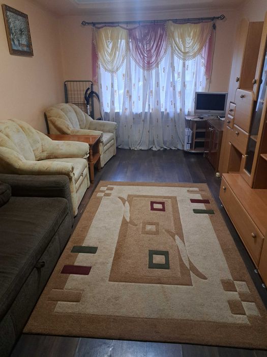 Вільно! Подобово. Пр. Свободи,37, 1-кімнатна. Поруч Обласної лікарні