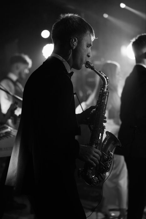 Саксофоніст на Ваше свято!