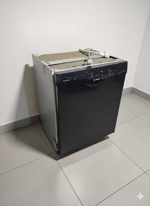 Zmywarka BOSCH 60 cm, pod blat, w pełni sprawna nr SMU50M66SK