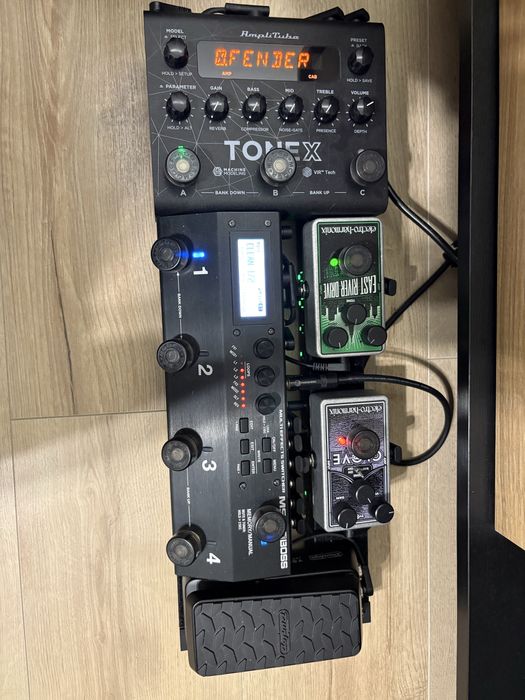 Pedalboard Tonex, Boss MS-3, Dunlop volume mini, EHX OD Glove