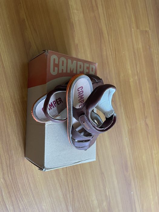 Жіночі сандалі CAMPER