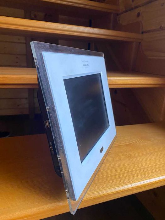 Цифрова фоторамка Assistant