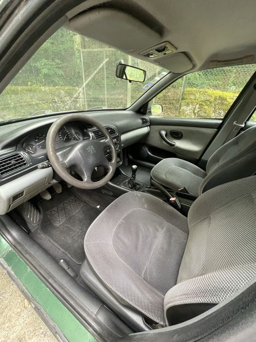 Peugeot 406 com sistema de gpl