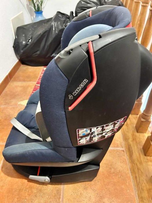 Cadeira auto Maxi Cosi Tobi (grupo 1)