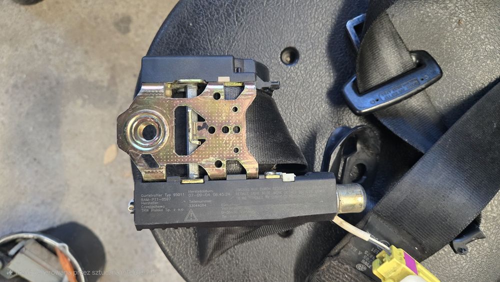 Pas bezpieczeństwa CADDY 3