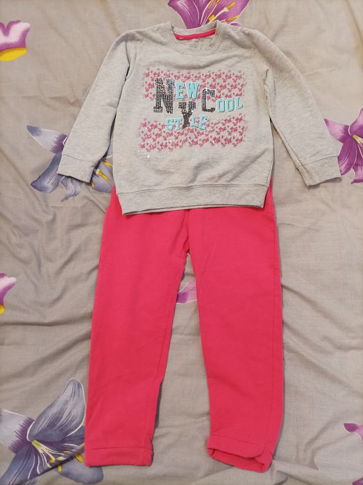 Продам спортивный костюм фирмы Cichlid