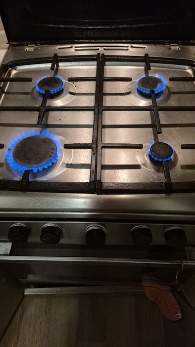 Газова плита Hansa (Нержавійка)+ЧАВУННІ РЕШІТКИ