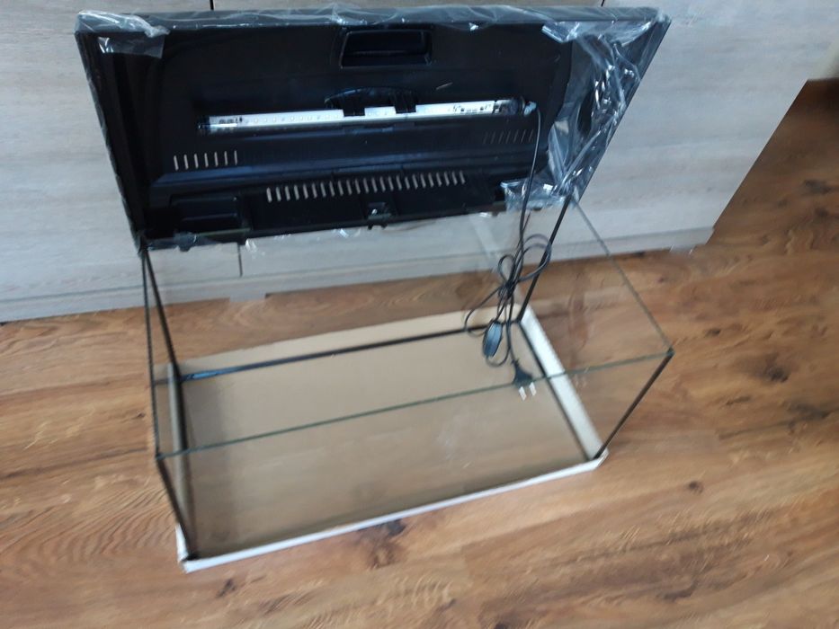 Akwarium 63L NOWE Z oświetleniem Led