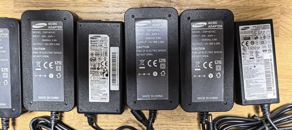 Блоки живлення Samsung 14V