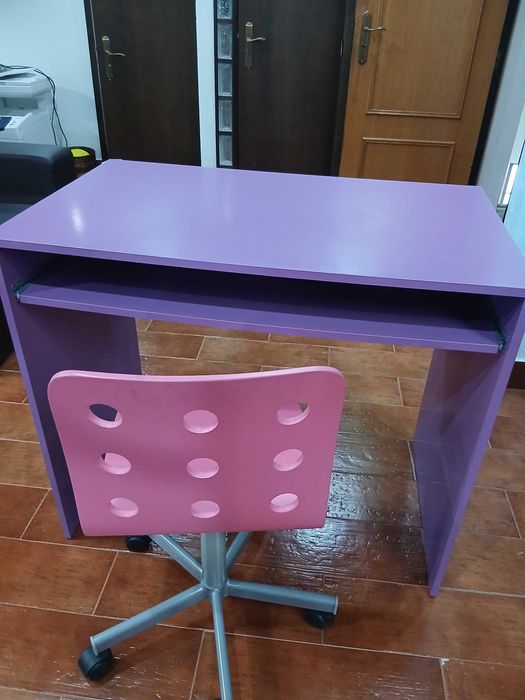 Vendo cadeira  para secretária